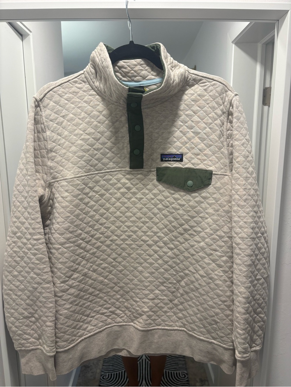 Patagonia Cream Quilted Snap Pullover with Olive Trim